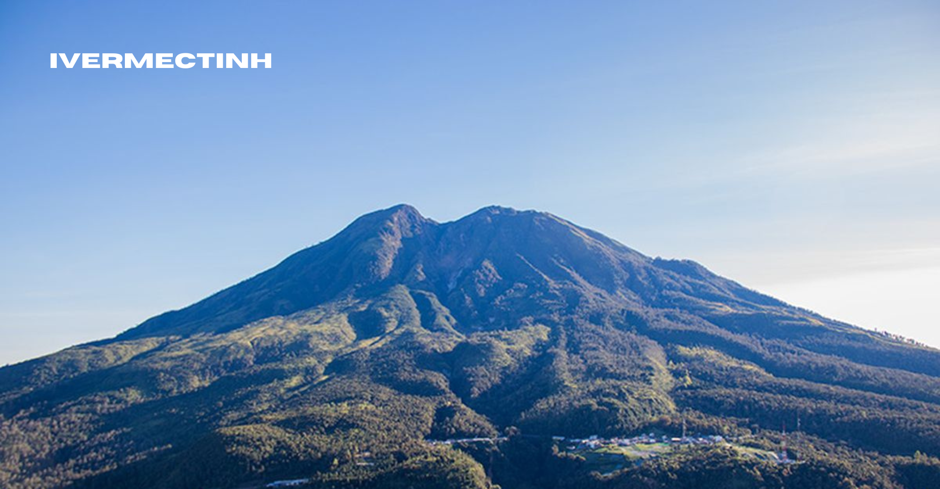 Pesona Mistis Gunung Lawu: Antara Keindahan Alam dan Legenda