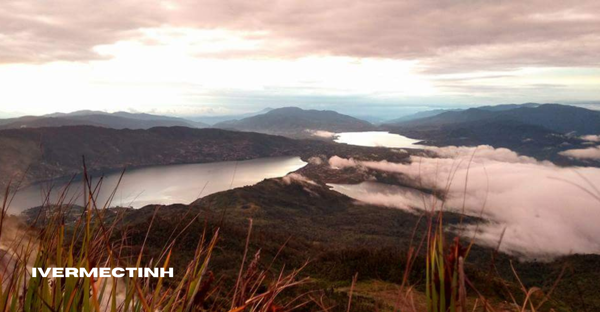 Menjelajahi Keindahan Gunung Talang Surga Tersembunyi di Sumatera Barat