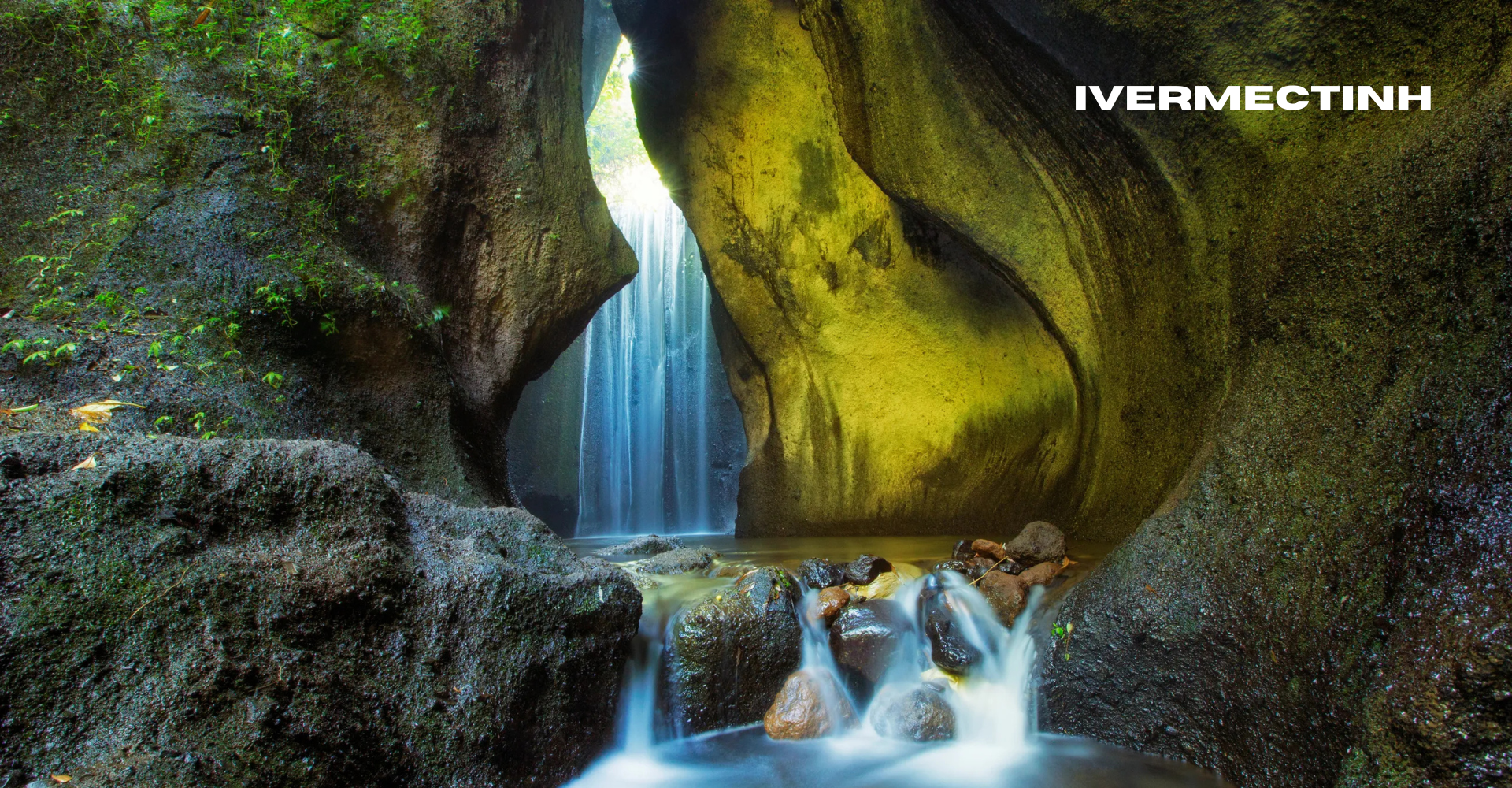 Tukad Cepung Surga Air Terjun Tersembunyi di Bali